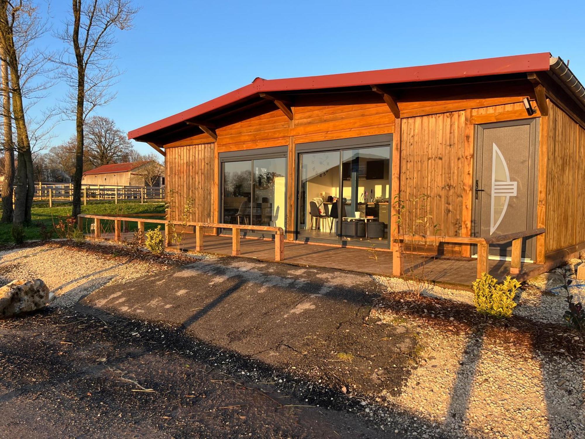 Petit Chalet Au Coeur De La Foret Proche Disney La Houssaye-en-Brie Exteriör bild